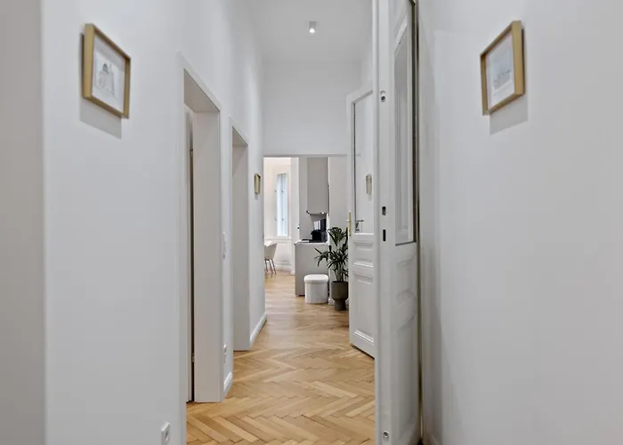 Bel Etage Apartman Bécs