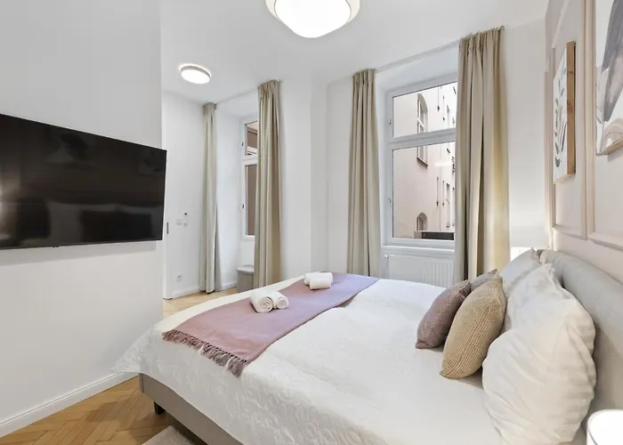 Bel Etage Apartman *
