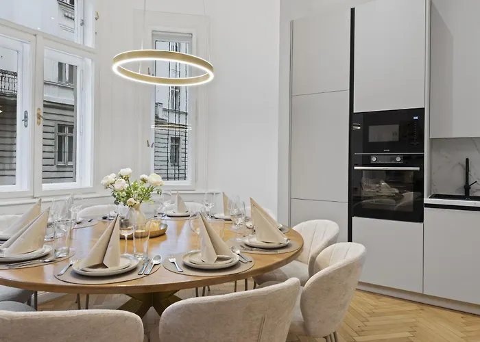 Bel Etage